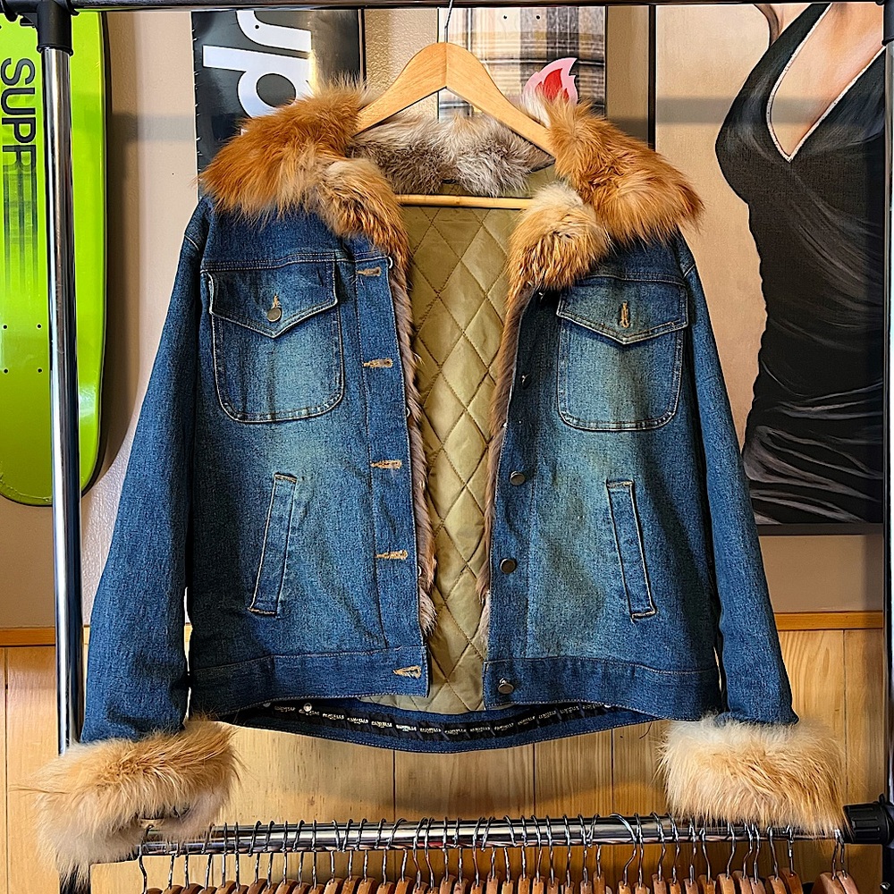 Damselle NY Denim Jean Jacket Faux Fur Trim Lined W/ Quilted Satin Inside liner